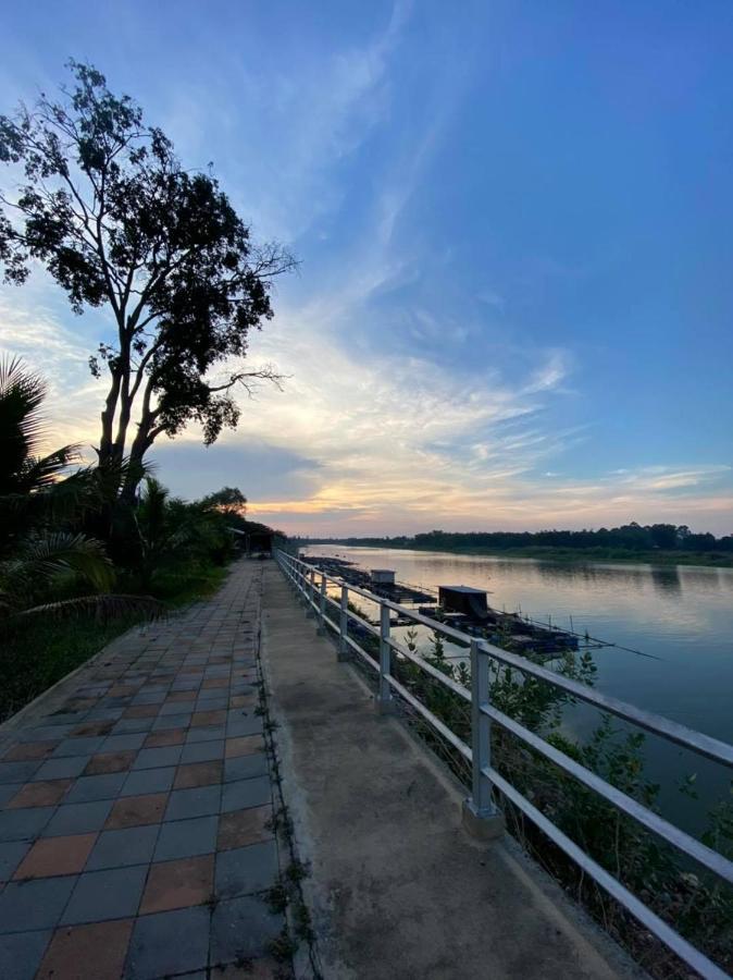 Hotel Romyen House Ban Nong Nam Khan Esterno foto